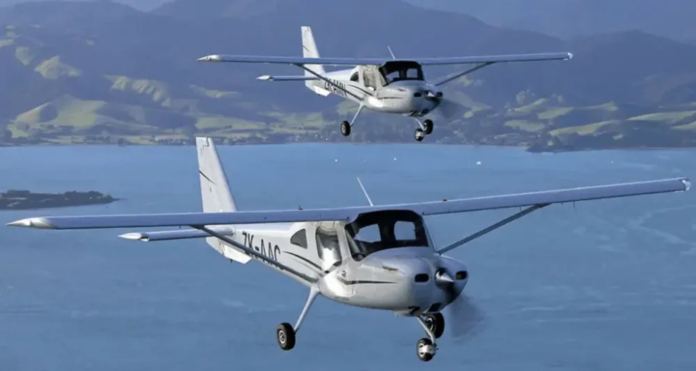 Guide et spécifications du Cessna 162