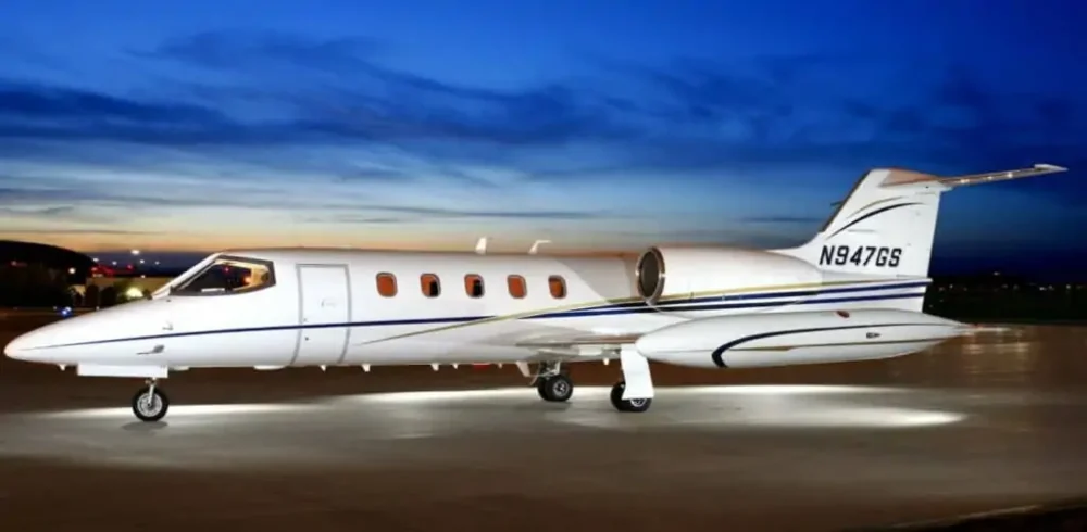 Learjet 35