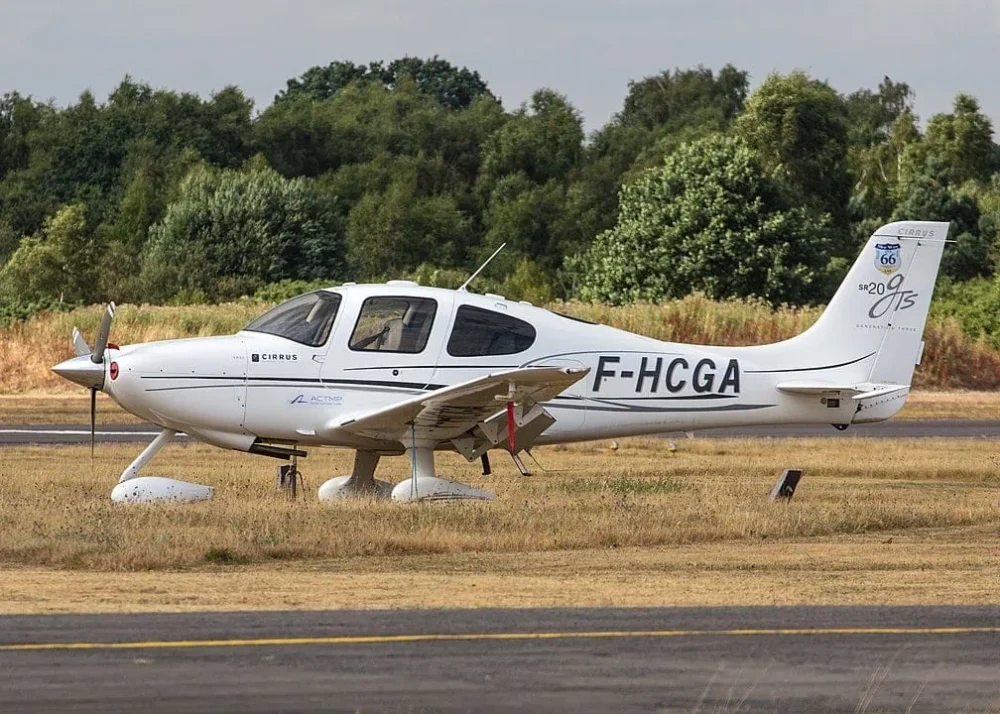 Cirrus SR20