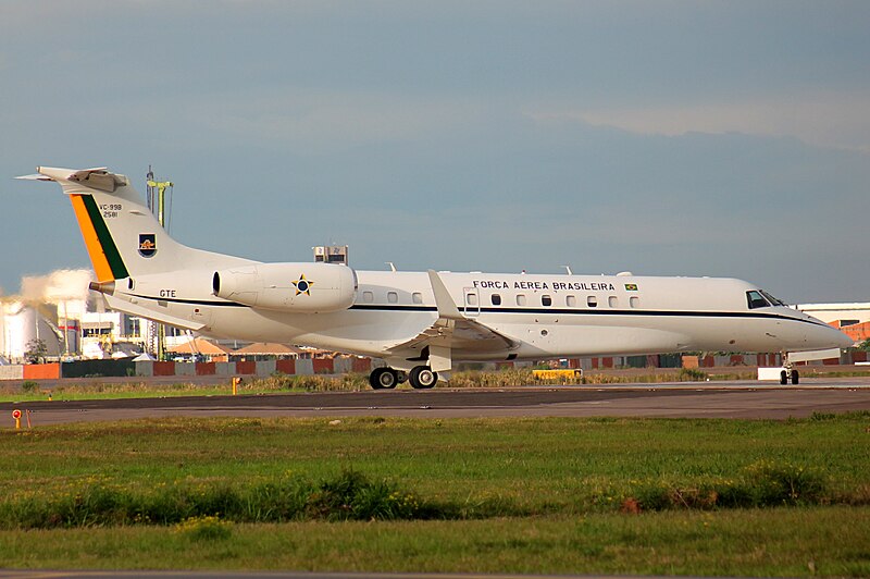 spécifications de l'Embraer ERJ 135