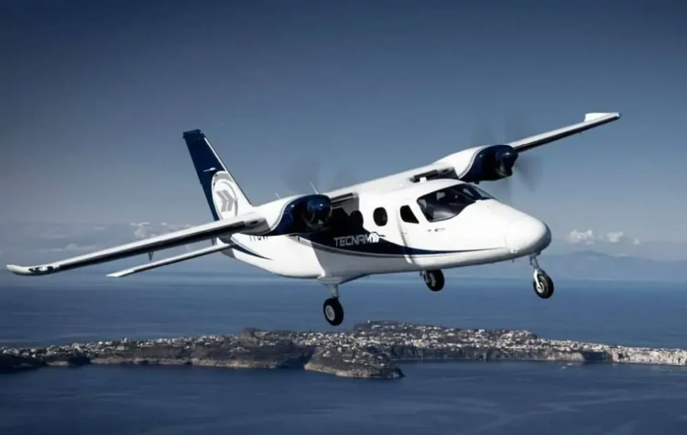 Tecnam p2012