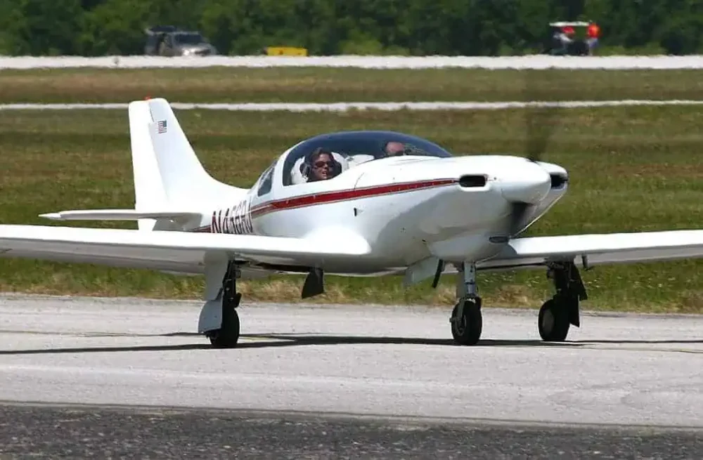 Lancair 235