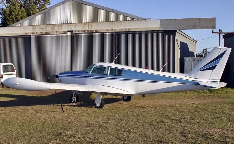 Piper PA-24 Comanche