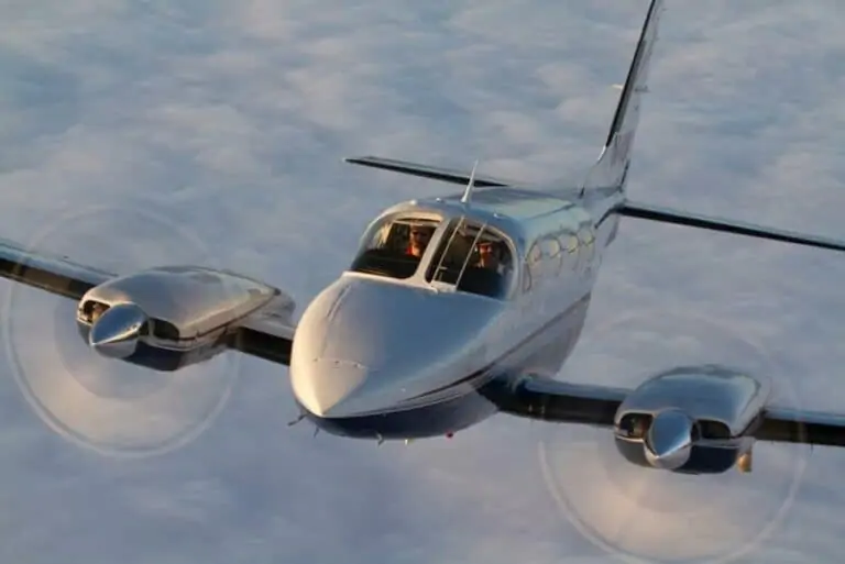 Guide et spécifications du Cessna 340